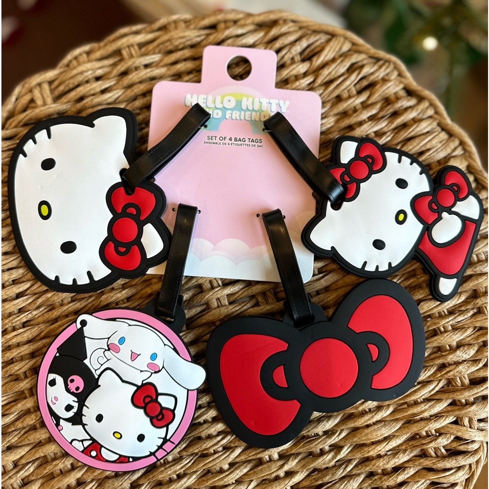 Hello Kitty and friends set of 4 travel bag tags Sanrio bow face new
